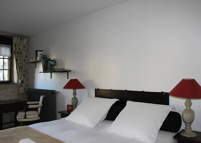 Le Clos Dormont Couette-café